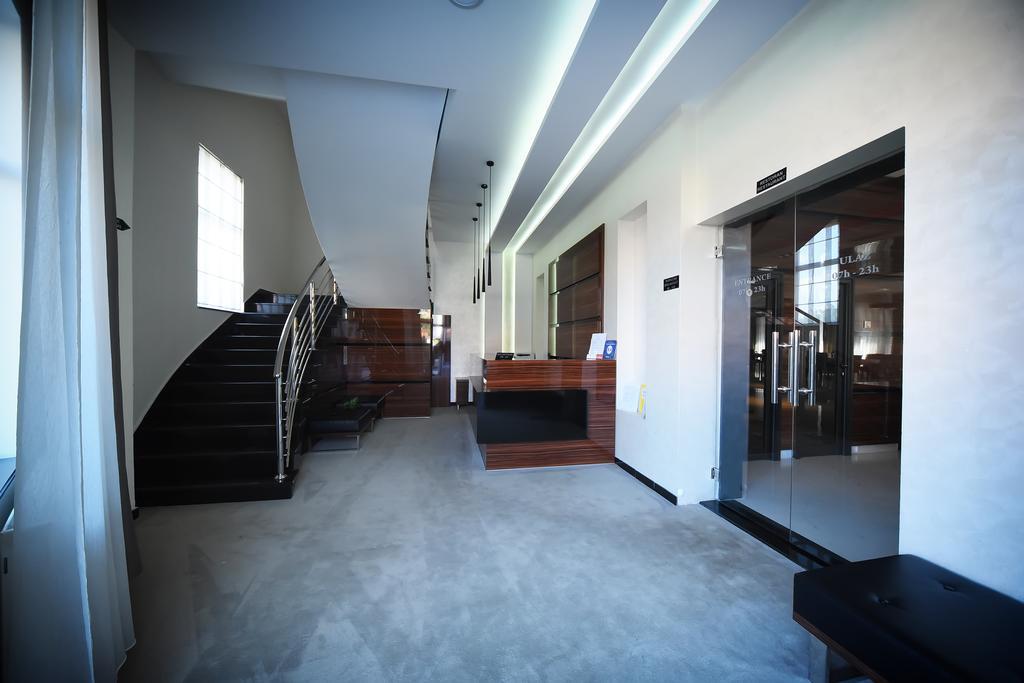 Garni Uni Elita Lux Hotel Nisz Zewnętrze zdjęcie