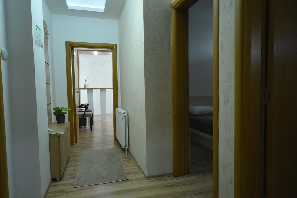 Garni Uni Elita Lux Hotel Nisz Zewnętrze zdjęcie